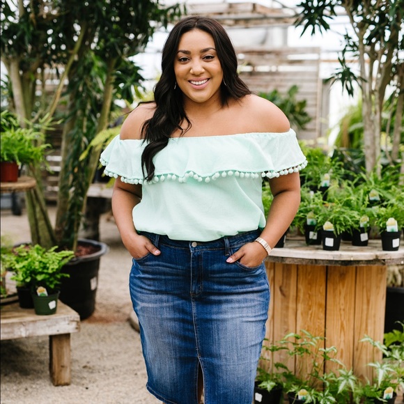 FINAL SALE❗️Penelope Pom Pom Off Shoulder Top Mint - Picture 6 of 8